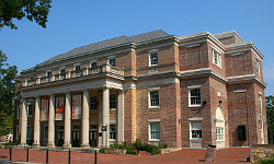 UNC-Chapel Hill, Memorial Hall