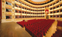 Cremona, Italy: Teatro Amilcare Ponchielli