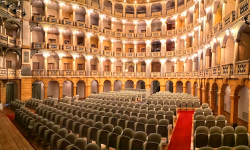 Pavia, Italy: Teatro Fraschini