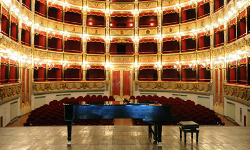 Salerno, Italy: Teatro Municipale Giuseppe Verdi