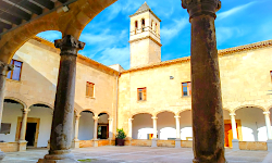 Pollensa, Spain: Claustro del Convent de Sant Domingo