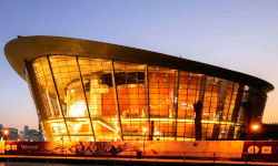 Dubai, United Arab Emirates: Dubai Opera